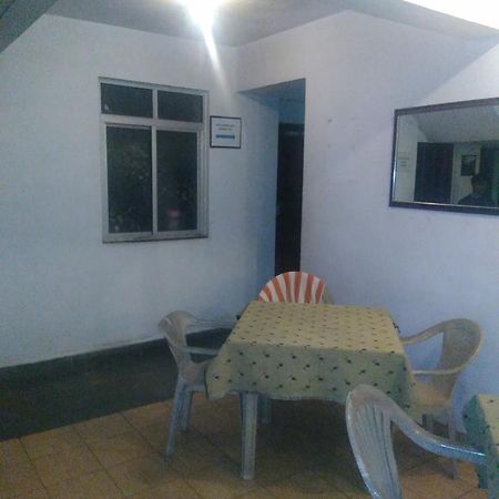 Palm Grove Hotel Cavelossim Luaran gambar