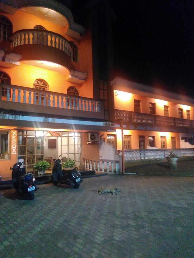 Palm Grove Hotel Cavelossim Luaran gambar